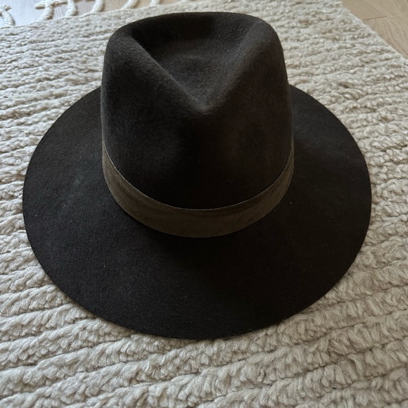 Janessa Leone Auggie Dark Olive Felt Hat - Picture 2 of 7